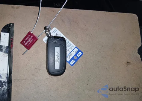 2017 Jeep Renegade Latitude 4X4 from USA, damaged, VIN ZACCJBBB1HPG11911